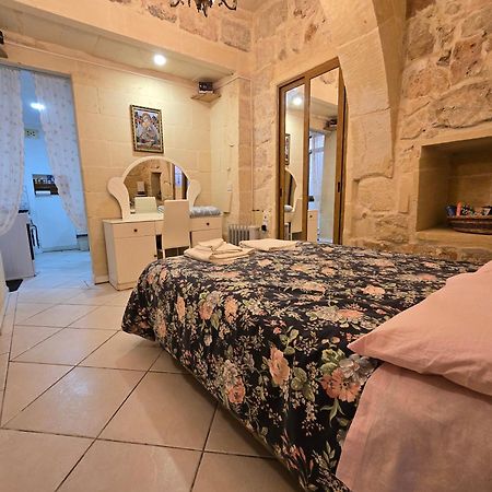 Charming Rustic Getaway In Xaghra, Gozo. Apartment ภายนอก รูปภาพ