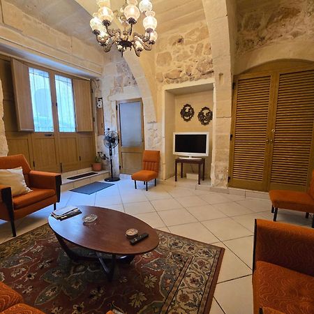 Charming Rustic Getaway In Xaghra, Gozo. Apartment ภายนอก รูปภาพ